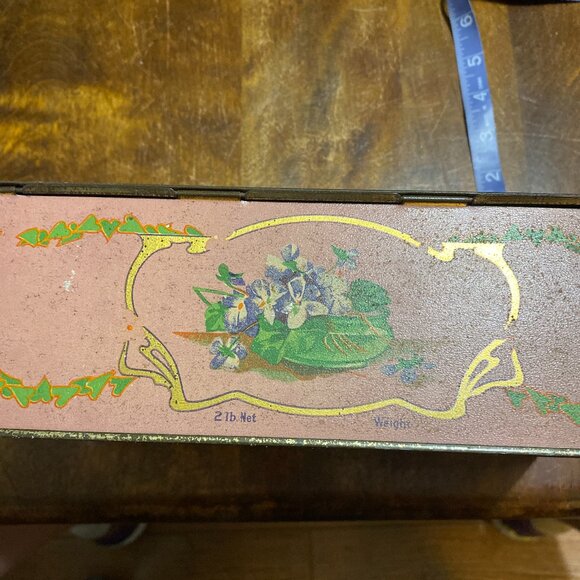 Vintage Chocolate Box from Paris/New York - Picture 10 of 14